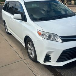 2019 Toyota Sienna