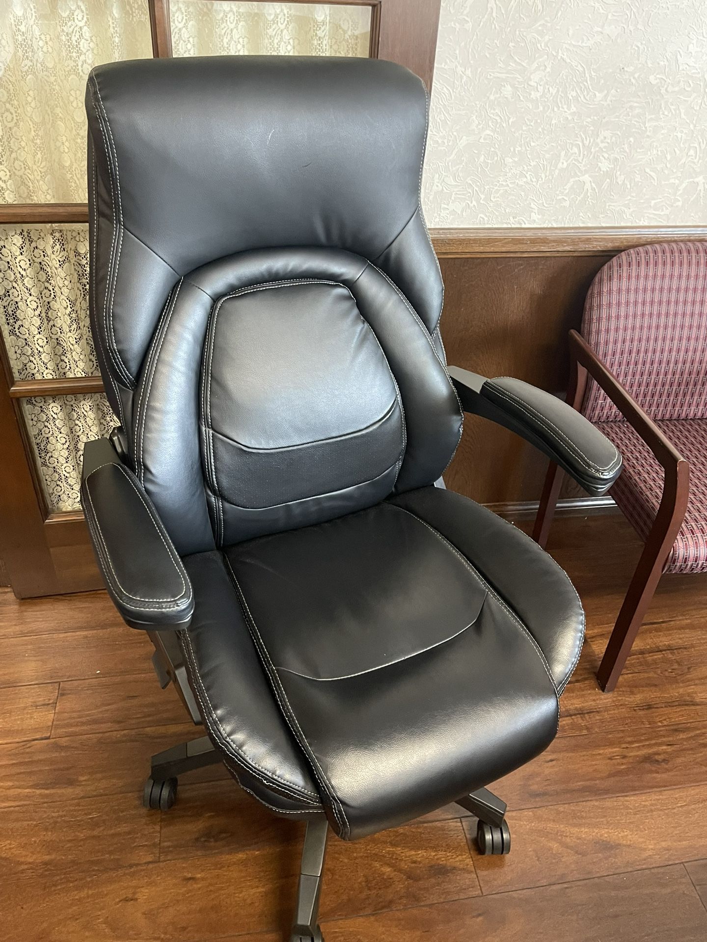 2 Office Chairs
