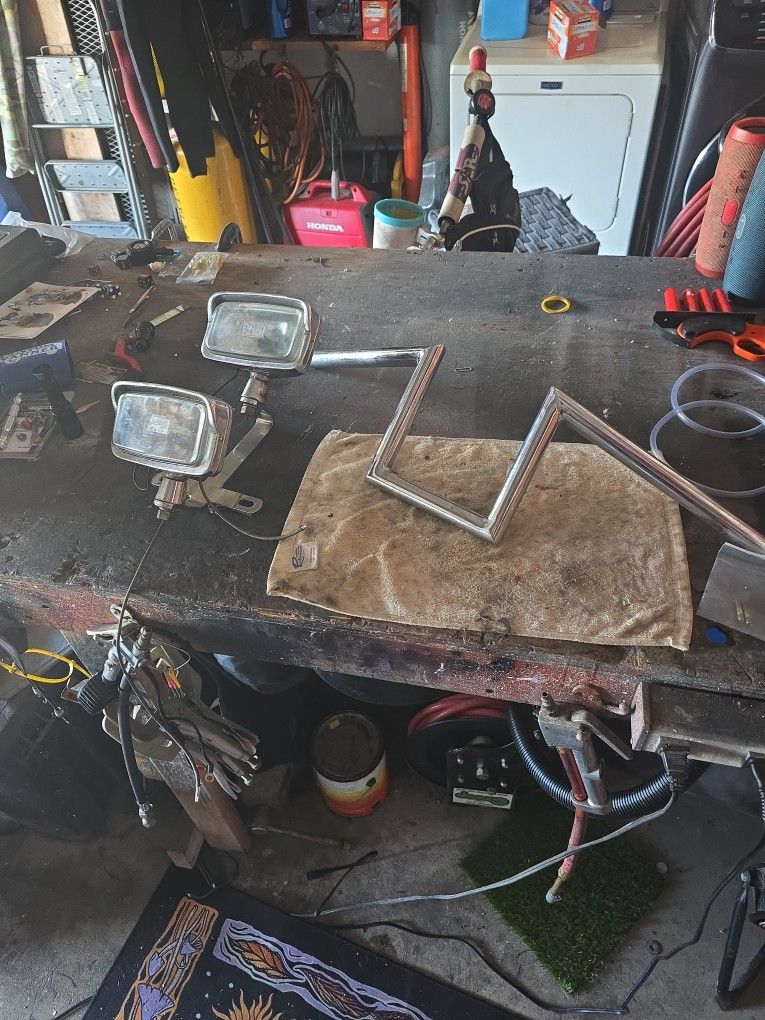 Chopper Shit Dual Dixie Lights W/paucho Bracket 160. Bars Are Gone