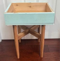Planter Table Stand Upcycled just $10