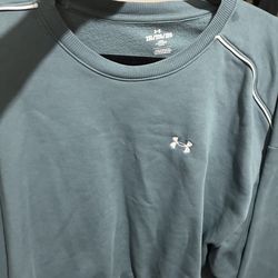 NWOT UNDER ARMOR WOMEN’S