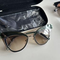 Sunglasses Marc Jacobs 