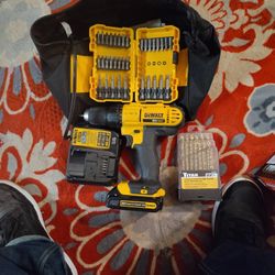 DeWalt Drill Kit