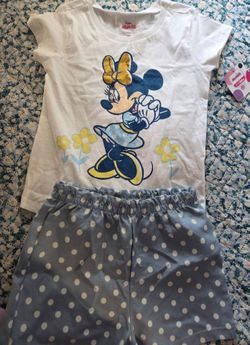 Traje de niña short y blusa size 6x