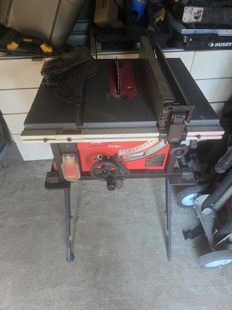 Milwaukee Table Saw With Milwaukee Stand