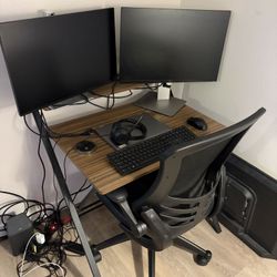 Desk With Chair