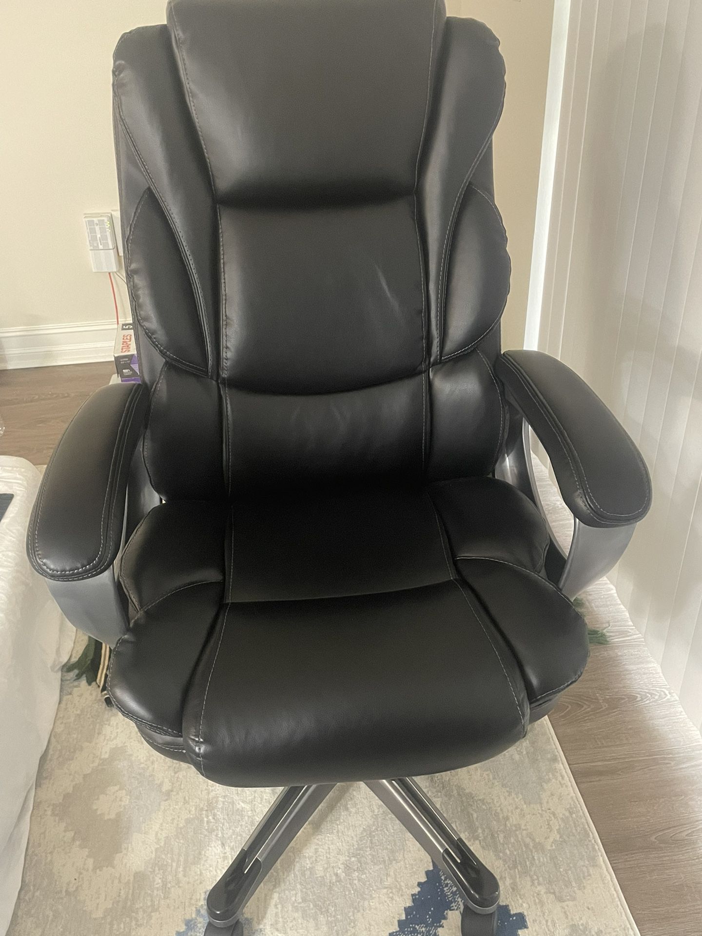 Office Chair In Excellent Condition From Office Depot for Sale in Hialeah,  FL - OfferUp