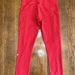 🍋NWOT Lululemon Fast n Free Red 6 ( NWT $128) 