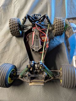 Team Associated RC10T2