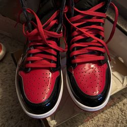 Jordan 1 Size 12 9/10 Everybody  Authentic 