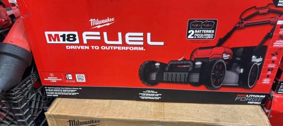Milwaukee M18 FUEL 21" Self-Propelled Dual Battery Mower TOOL ONLY