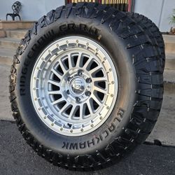 17" FUEL rims w- 33x12.50R17 R/T Tires 