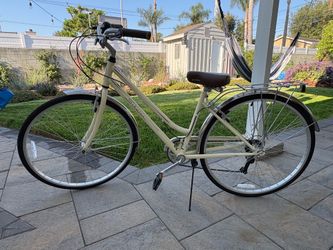 Schwinn Retro Women’s Bicycle