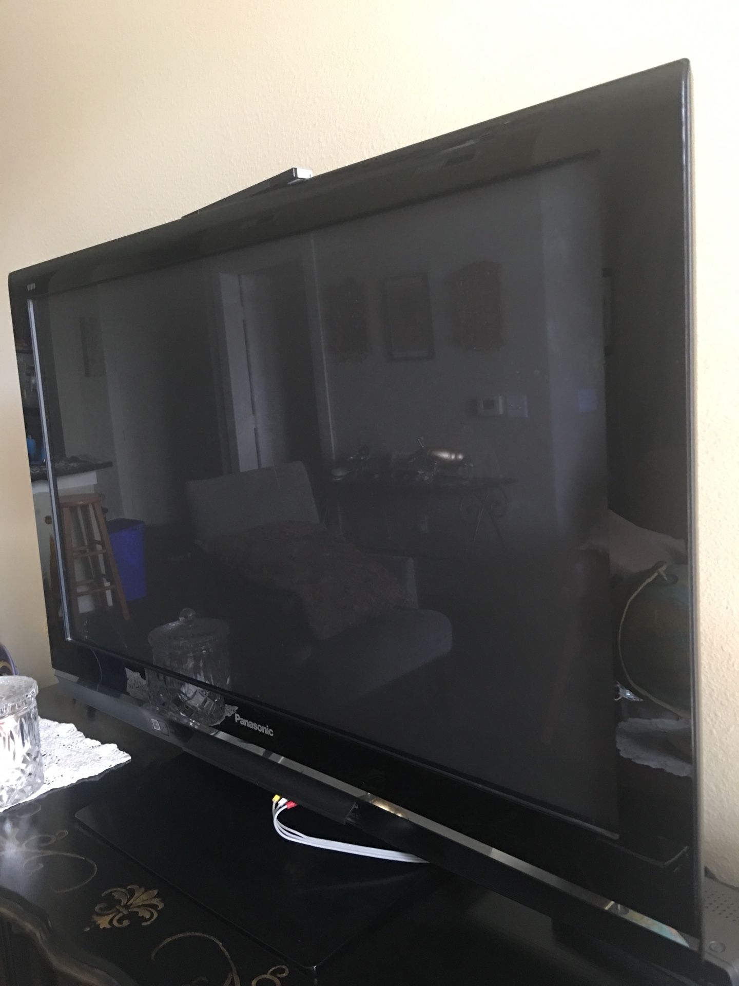Panasonic TH-42PZ80U 42 inch 1080p plasma HDTV TV grand condition!