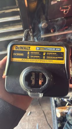8v max DeWalt battery charger