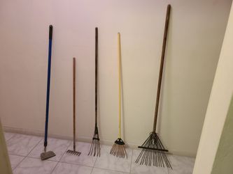 5 Garden Tools (Hoe & Rakes Bundle) - $20