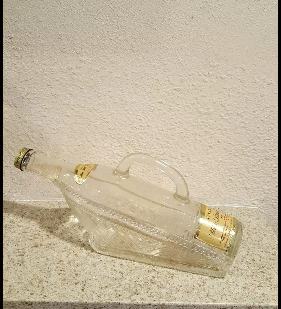 Vintage London White Dinner Wine Clear Glass Bottle