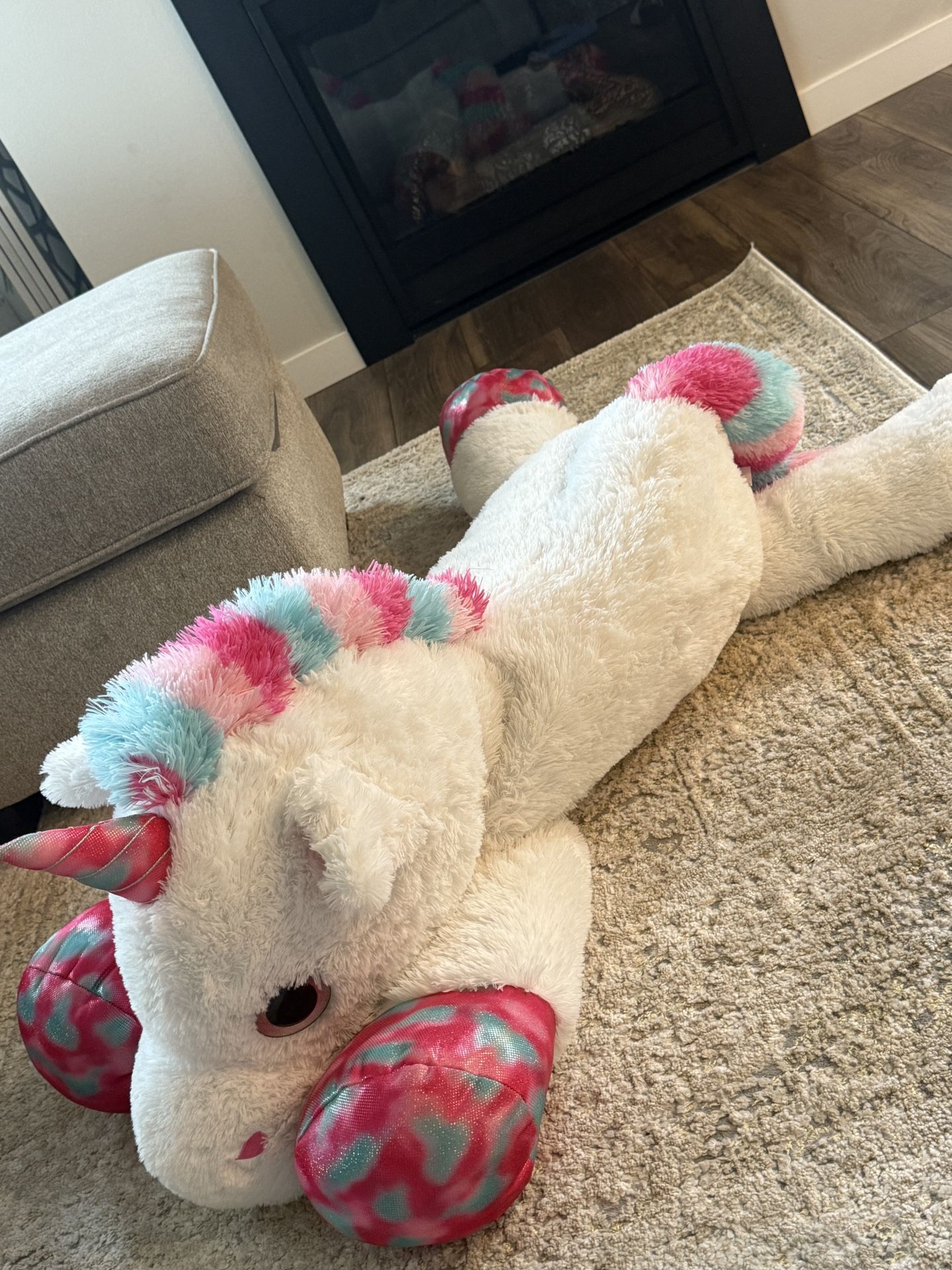 Unicorn Giant Plushie 