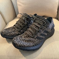 Adidas Pure Boost Men’s Sz 9 