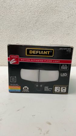 Defiant Motion-Activated LED Flood Light