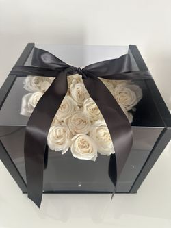 Caja De Rosas 🌹 Y Bombones 