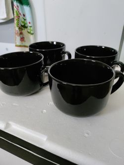 Four large soup cups r coffee cups