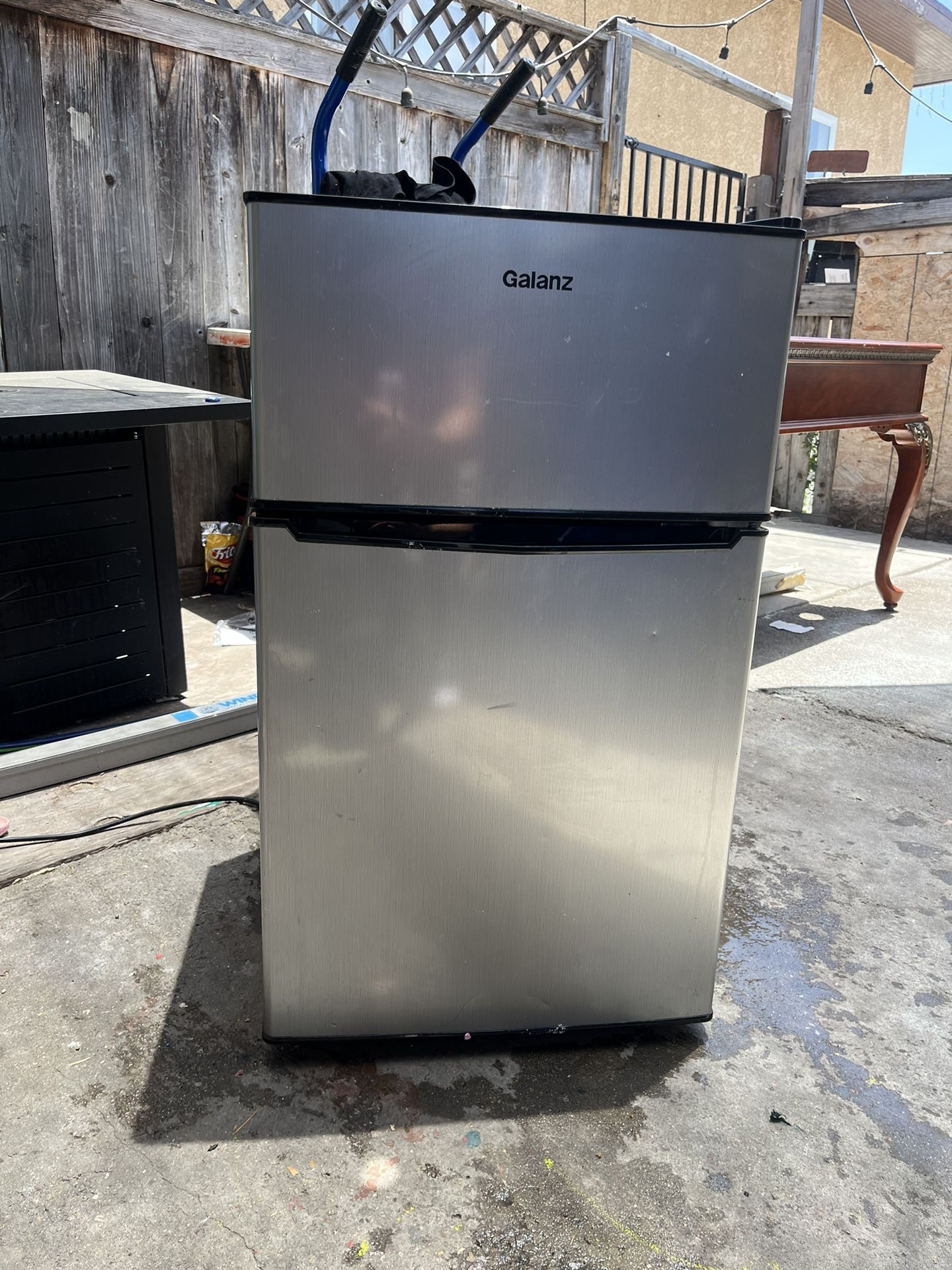 Mini Fridge