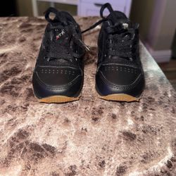 Reebok Unisex Classic Leather Shoes Size 5