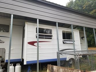 5th Wheel Bunkbeds Plus Queen Bed *2004*27.5'