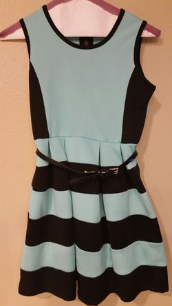 Beautiful NEW black and teal pleated dress