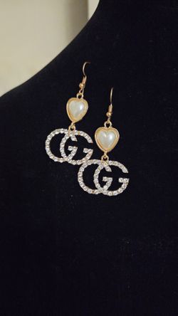 GG earrings