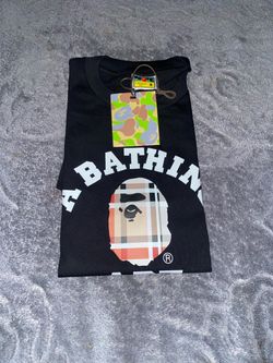 A Bathing Ape shirt size M