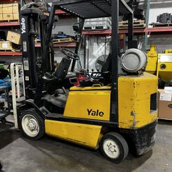 2011 Yale Forklift 