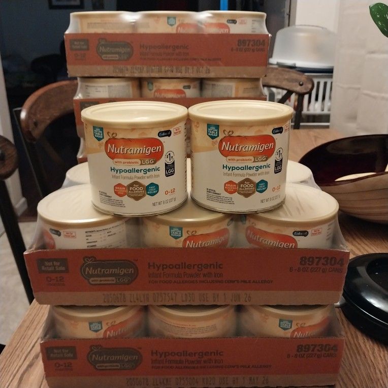 12 Nutramigen LGG 8 OUNCE CANS  AVAILABLE FOR $200 CASH OR BEST OFFER  ALL BRAND NEW 
DELIVERY IS ALSO AVAILABLE 