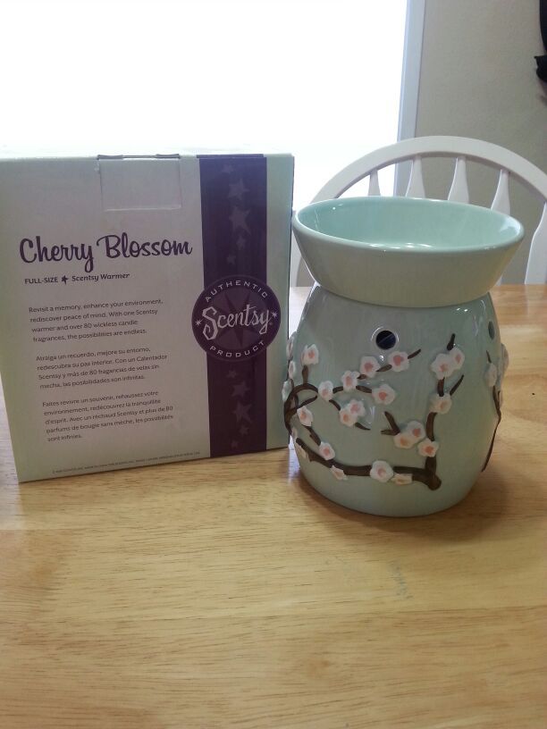 Cherry blossom Scentsy warmer