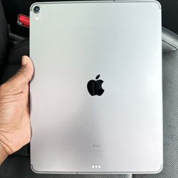 VALENTINE’S DAY DEAL 💗 IPAD PRO 12.9-INCH FOR SALE – EXCELLENT CONDITION
