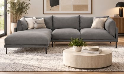 Moe’s Jamara Sectional