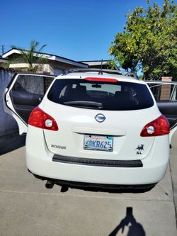 Nissan rogue