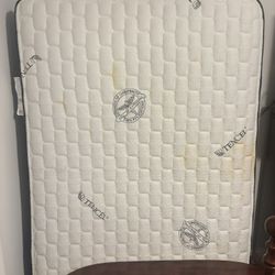 Full Size Mattress 