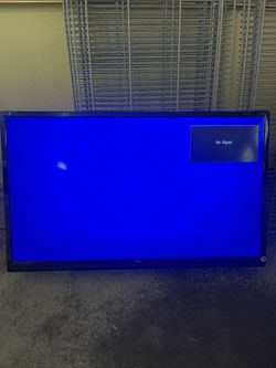 40” TCL TV with Wall Mount
