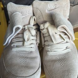 Light Pink Nike 