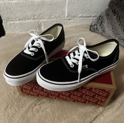 VANS Youth Authentic Canvas Skate Shoe