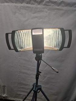 Vintage CASTLE Co. Industrial Dental Light