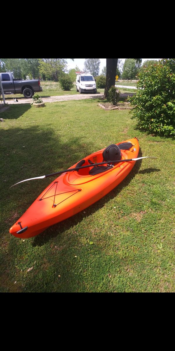 Lifetime Lancer 100 sit in kayak for Sale in Bowling Green, KY OfferUp