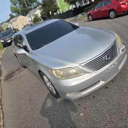 2007 Lexus LS 460