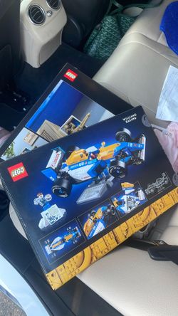 Lego Williams racing