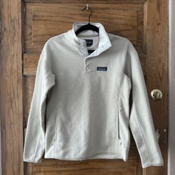Patagonia Women's Fleece Pullover Sweater