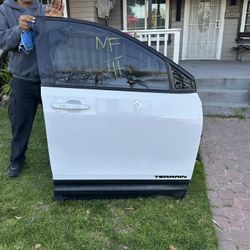 2018-2024 GMC TERRAIN FRONT DOOR 👉👉ASK FOR PRICE 
