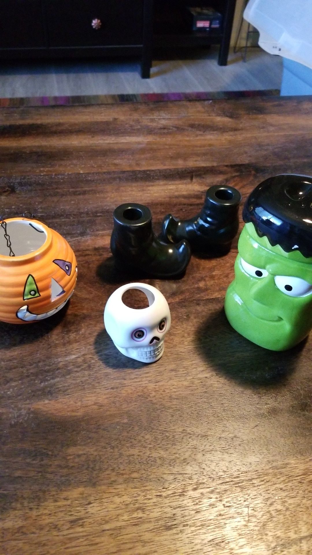 Halloween 5 ceramic items