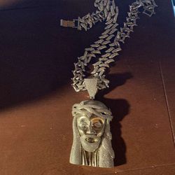 Iced-Out Moissanite Jesus Piece Chain
